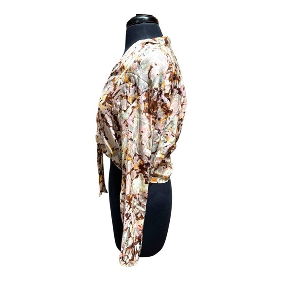 NWOT Open Edit Romantic Floral Tie Front Blouse Cropped Fit Size Medium - Picture 2 of 6